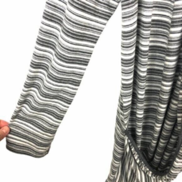 41 Hawthorn | Women's Grey & White Stripe Knit Cardigan Sweater Size Large - Picture 4 of 10